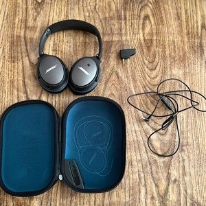 Bose QuietComfort 25 Acoustic Noise Cancelling Headphones for Apple Devices blac